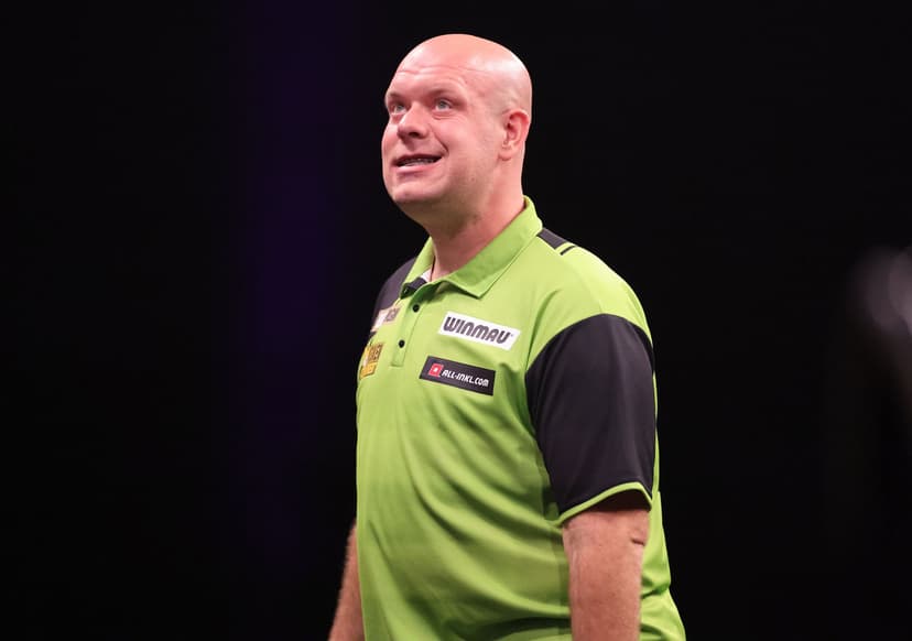 Premier League Darts 2025: Michael van Gerwen Hits Back at Colin Lloyd's Claim His 'Race Is Run'