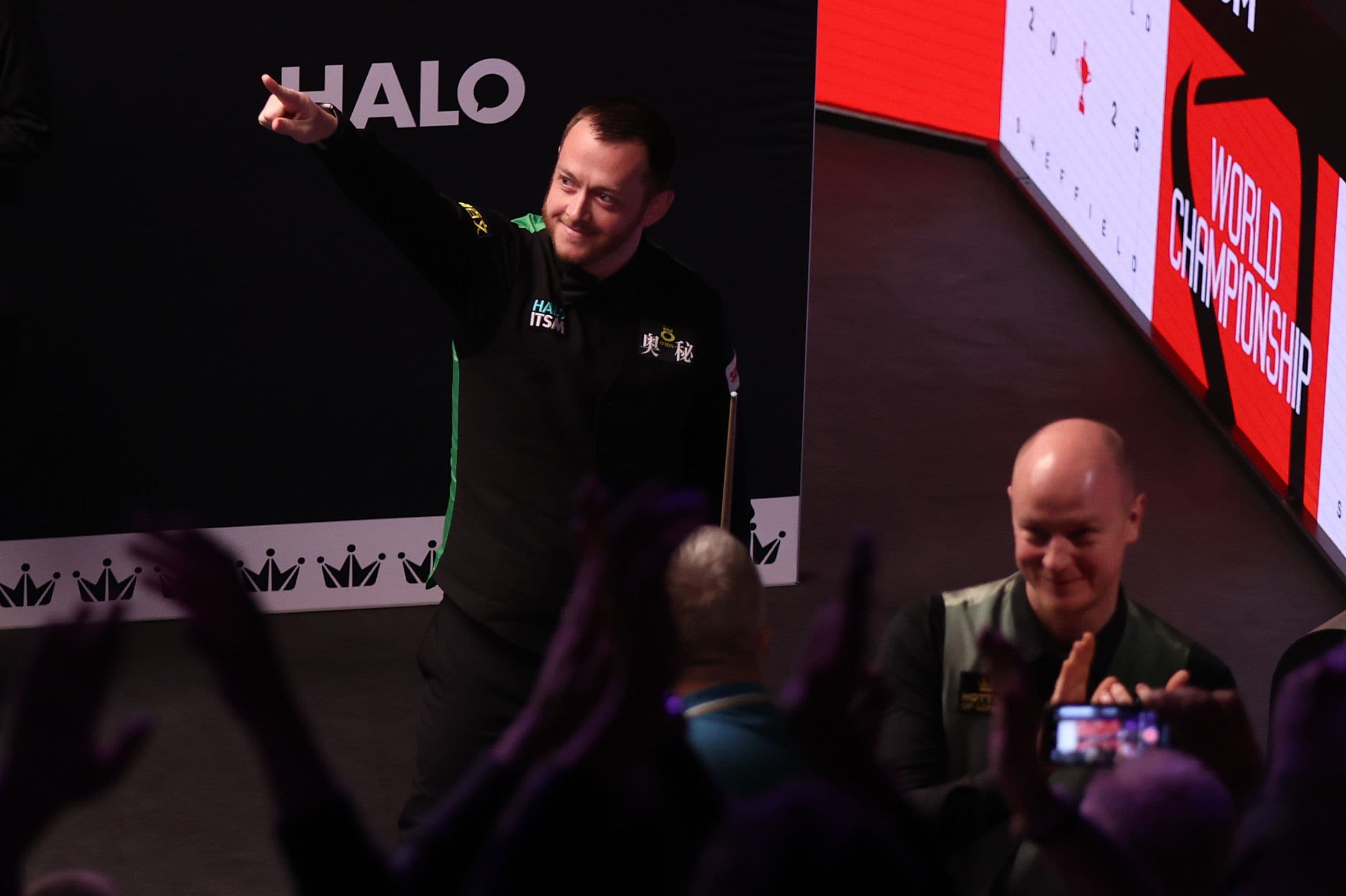 World Snooker Championship 2025: Chris Wakelin Wins, Mark Allen Wows, and a Birthday Fan Hits the Jackpot