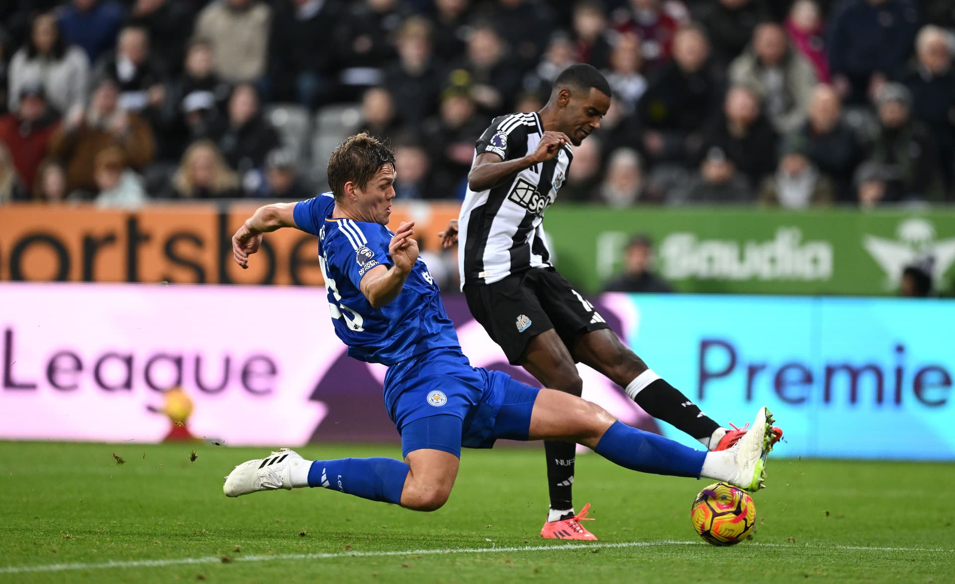 Newcastle player Alexander Isak