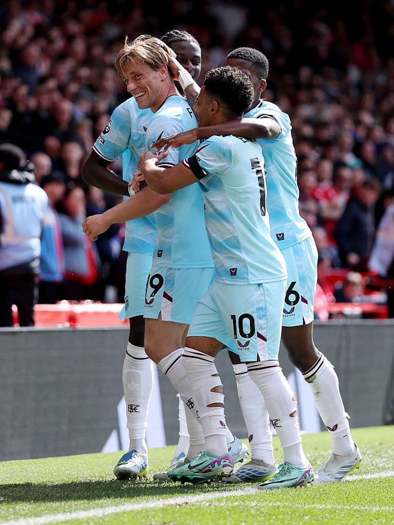 Nottingham Forest v Burnley - Premier League