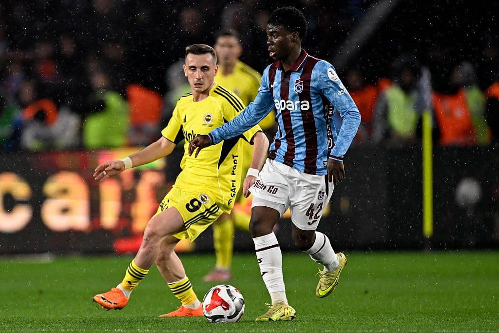 Trabzonspor v Fenerbahce - Turkish Super lig