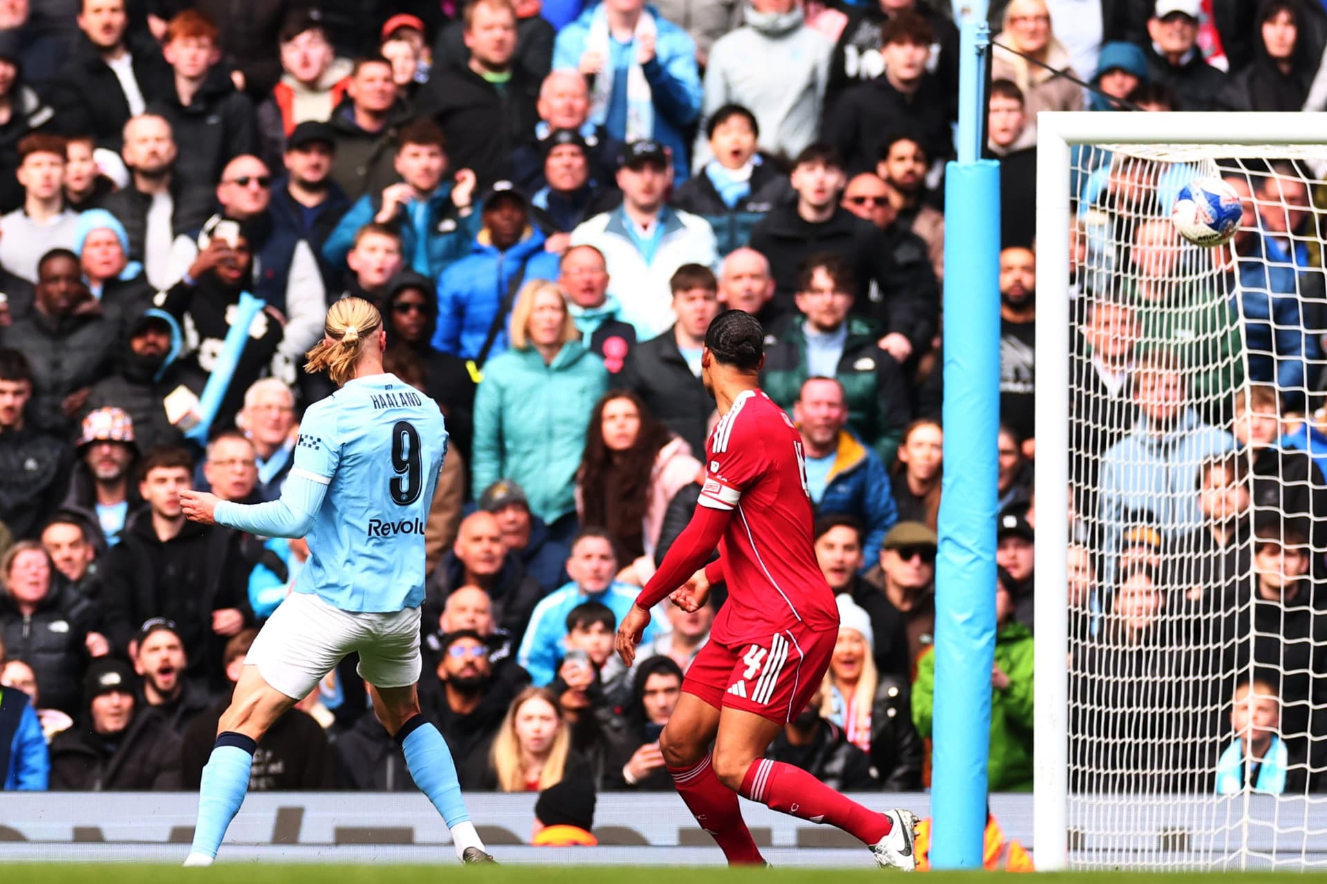 Erling Haaland of Manchester City scores for 4-0 during the Emirates FA Cup Quarter