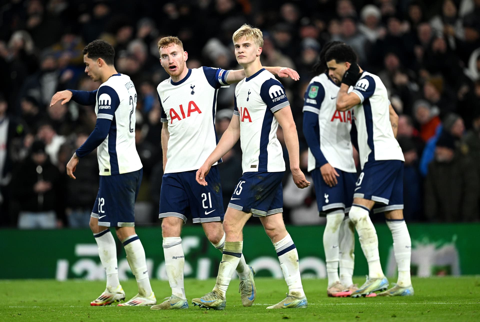 Lucas Bergvall of Tottenham Hotspur celebrates scoring his team's first goal