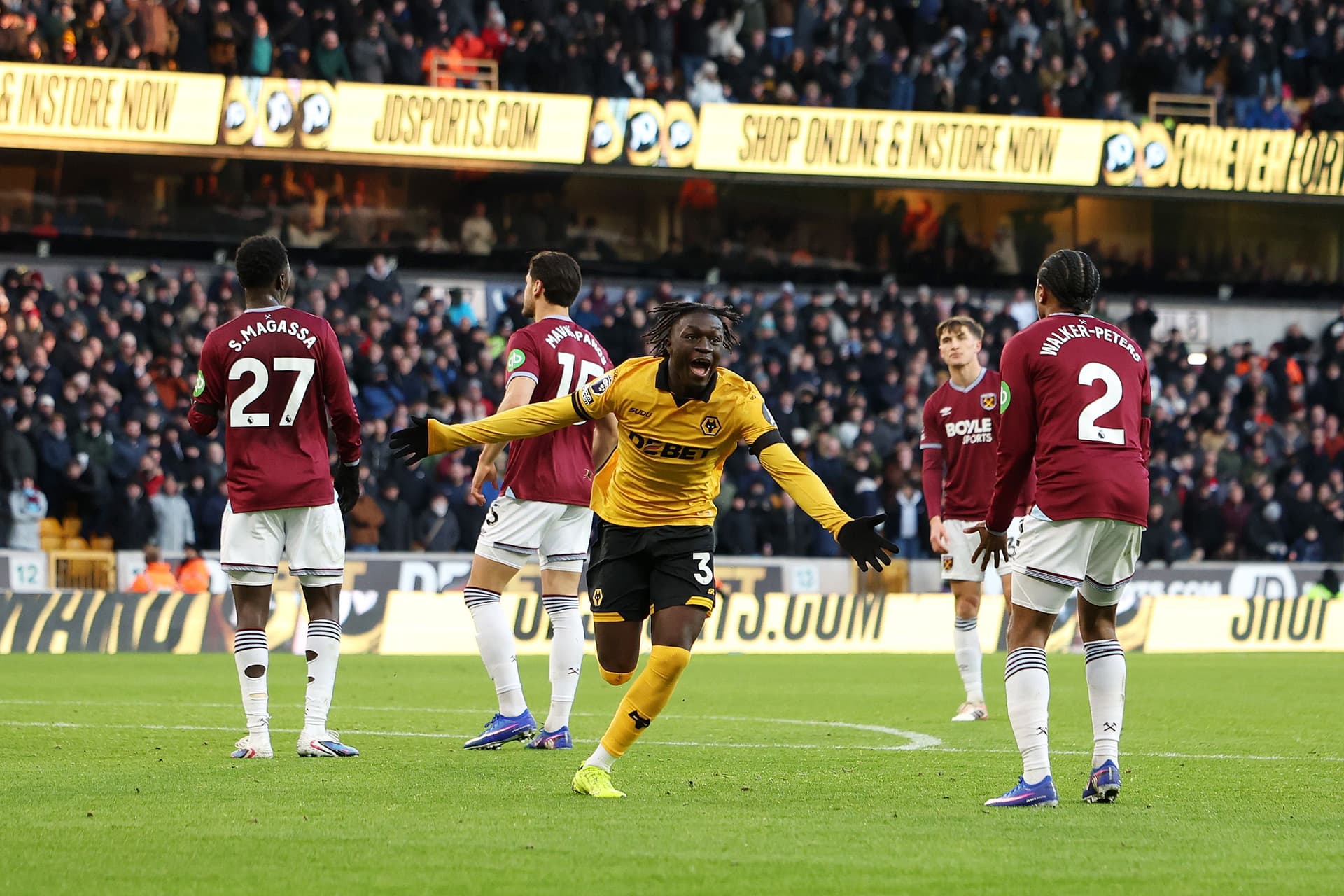 Mateus Mane of Wolverhampton Wanderers celebrates scoring his team's third goal