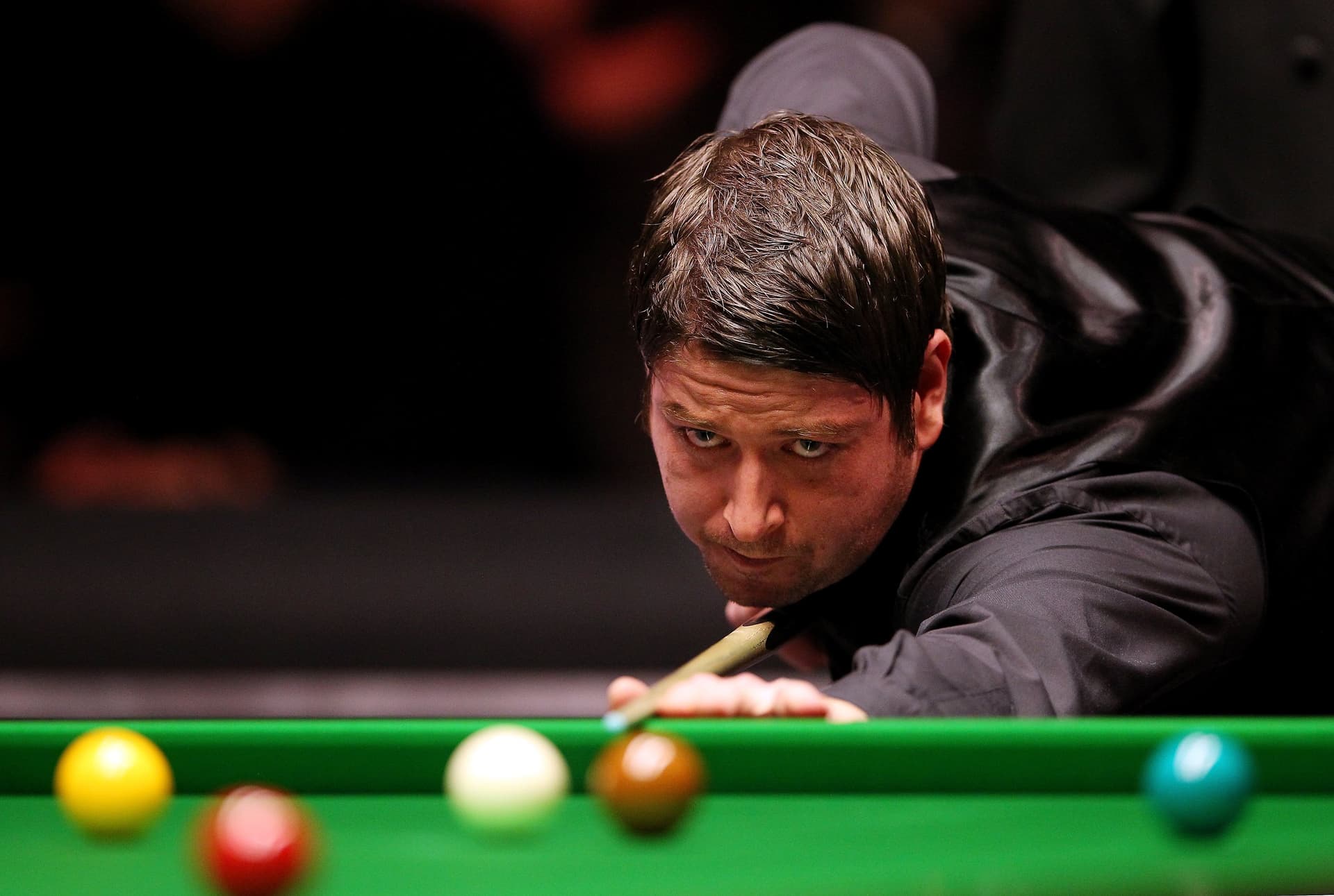 Matthew Stevens in action during his match with John Higgins