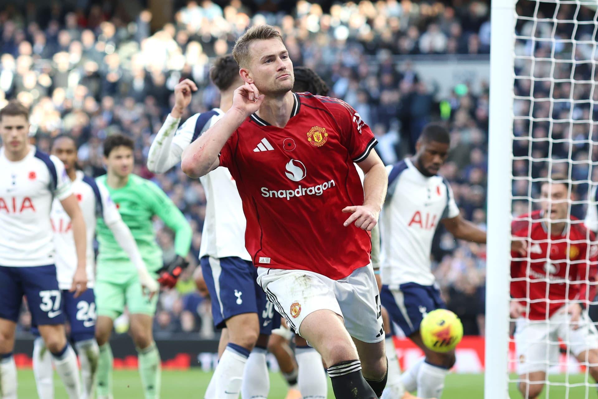 Matthijs de Ligt of Manchester United celebrates scoring an equalising goal