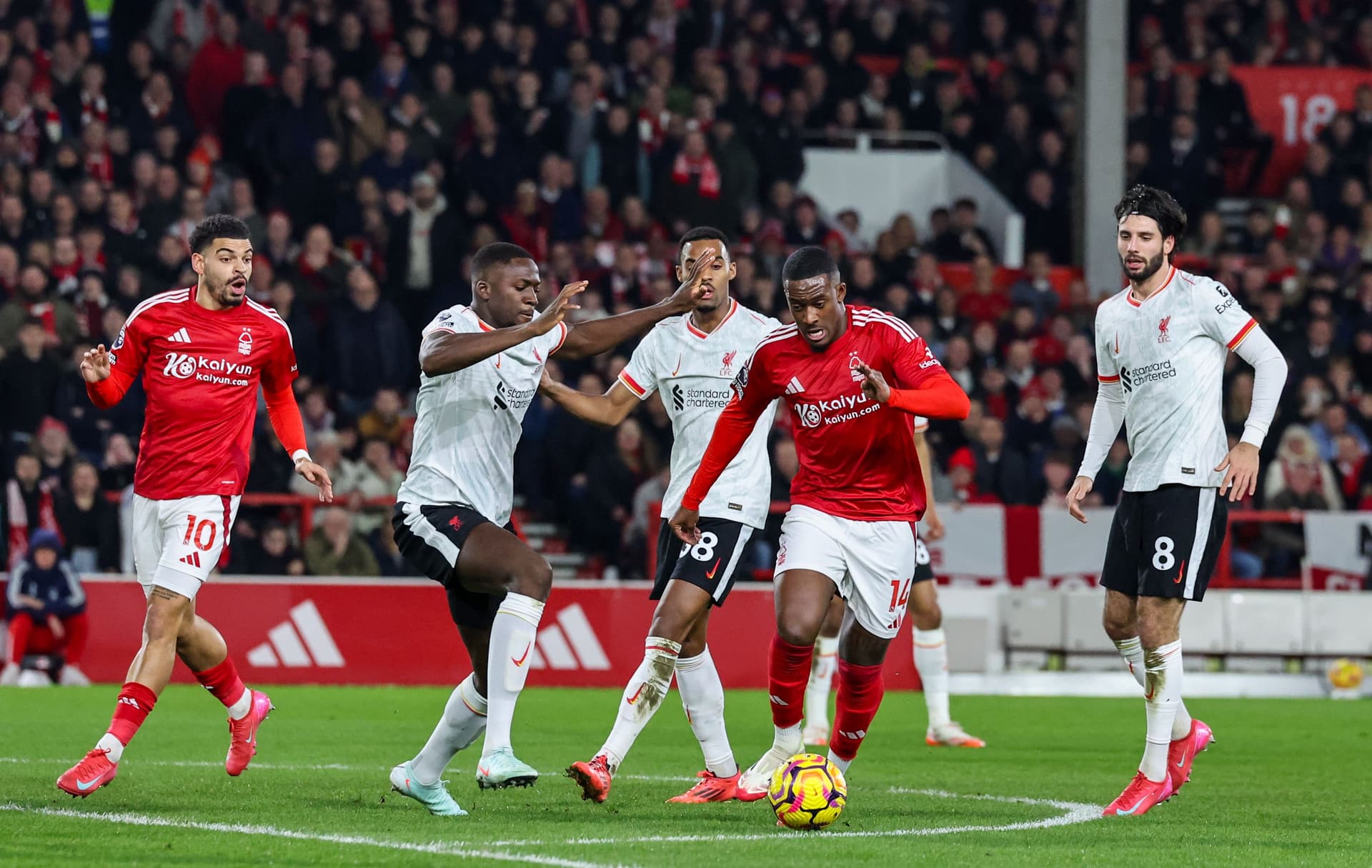 Nottingham Forest's Callum Hudson-Odoi takes on Liverpool's Ibrahima Konate