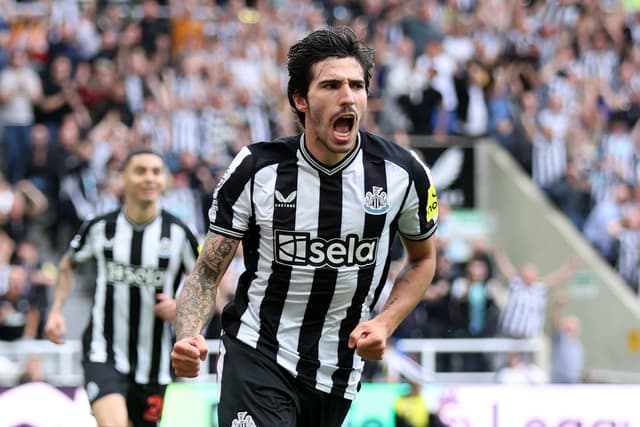 Sandro Tonali of Newcastle United celebrates after scoring the team's first goal