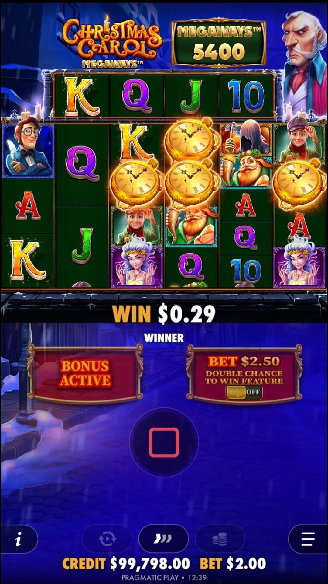 The golden pocket watch acts as the scatter symbol