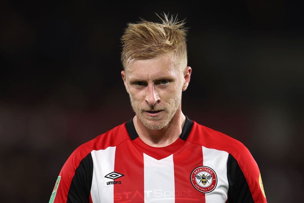 Brentford v Sheffield Wednesday - Carabao Cup Fourth Round