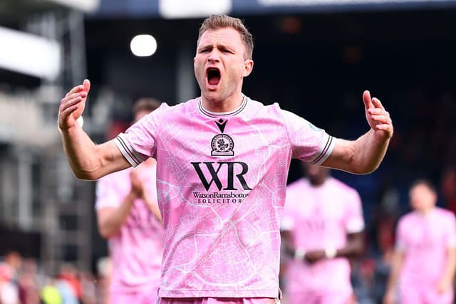 Luton Town FC v Blackburn Rovers FC - Sky Bet Championship