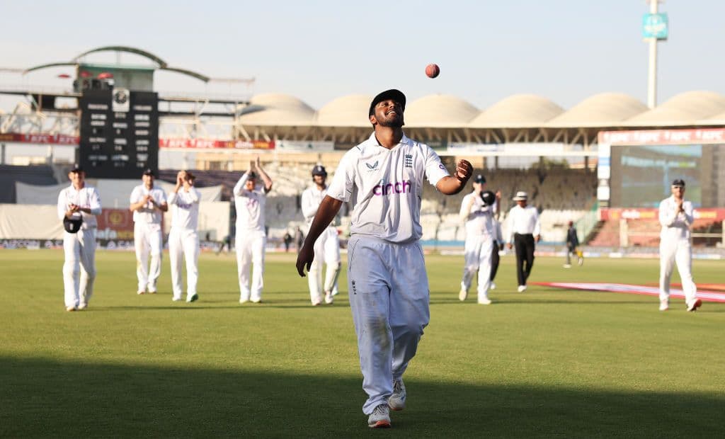 Pakistan v England - Third Test Match: Day Three